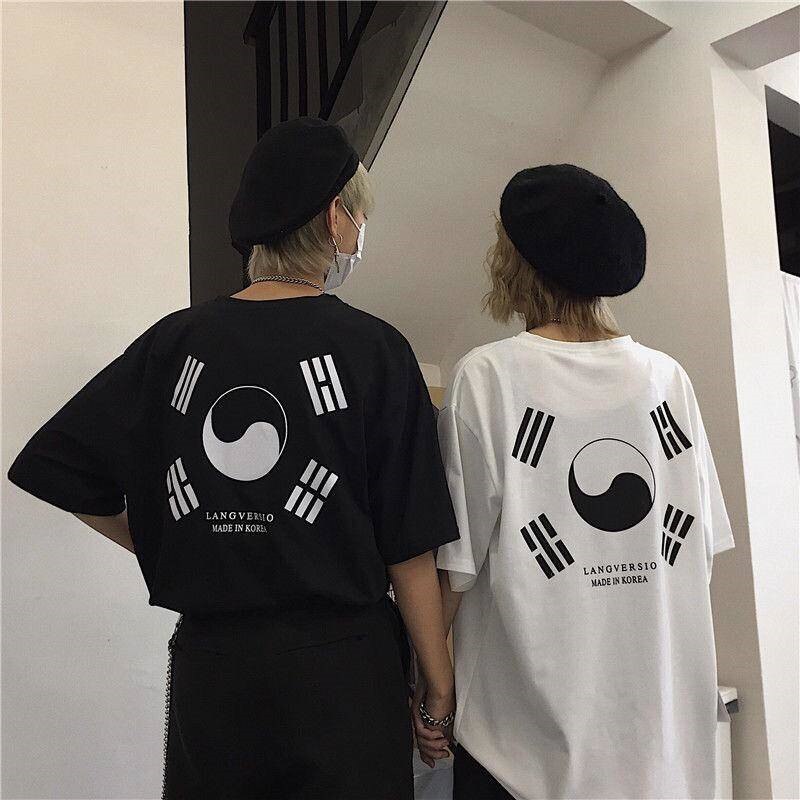 "Follow The Moonlight" Unisex Men Women Streetwear Graphic T-Shirt